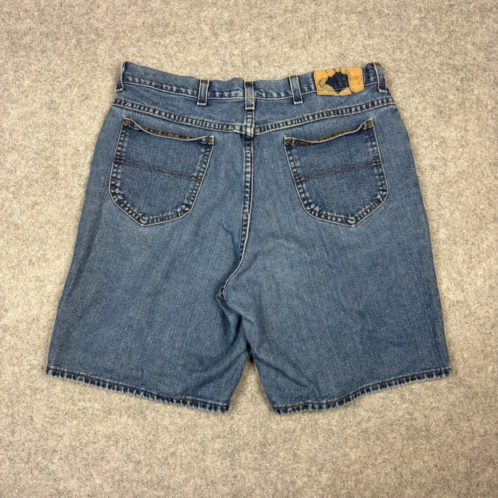 Lee Riveted Mens Blue Denim Jean Shorts Medium Wash Size 35 Classic Fit